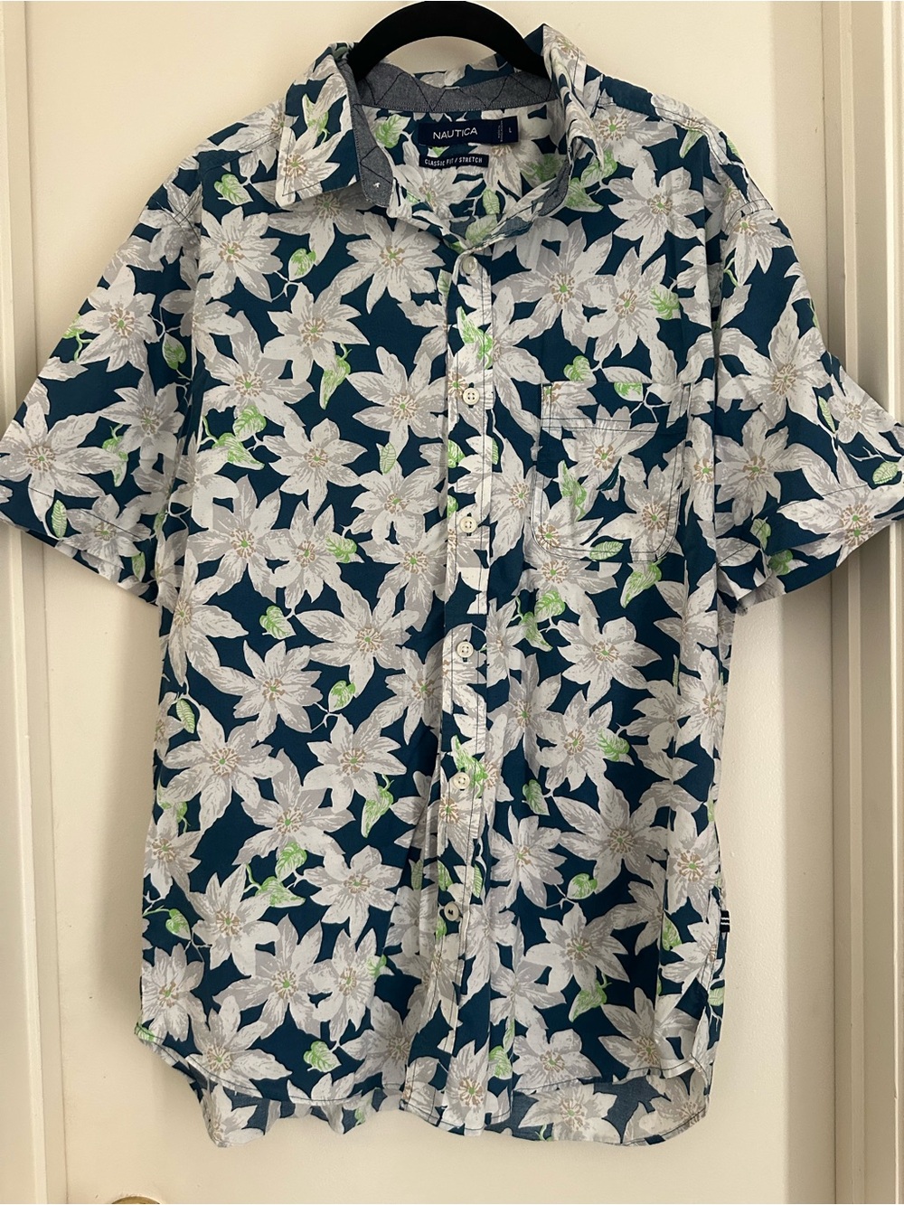 Nautica Navy Floral Short-Sleeve Button-Down Shirt with White Flowers